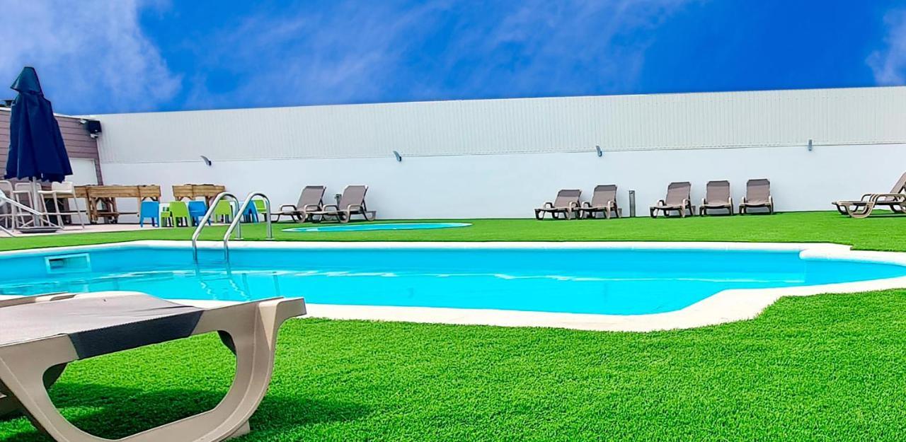 Up Hmb Hotels Fermentelos Ngoại thất bức ảnh